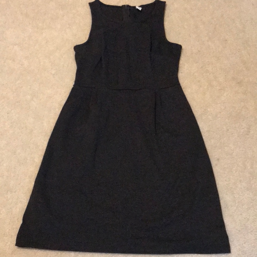 Elegant Black Sleeveless Dress